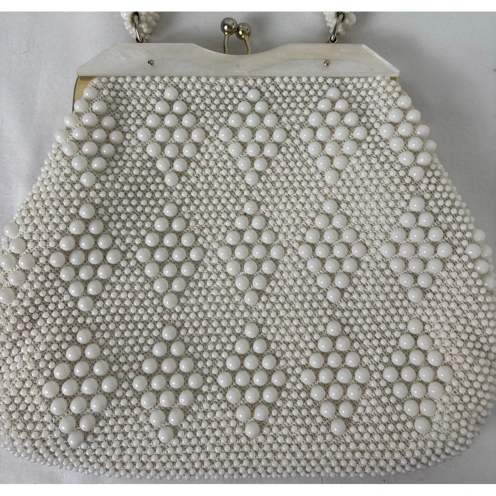 Vintage Beaded Bag Ivory Gold Tone Hong Kong 1950s Kiss Lock Summer